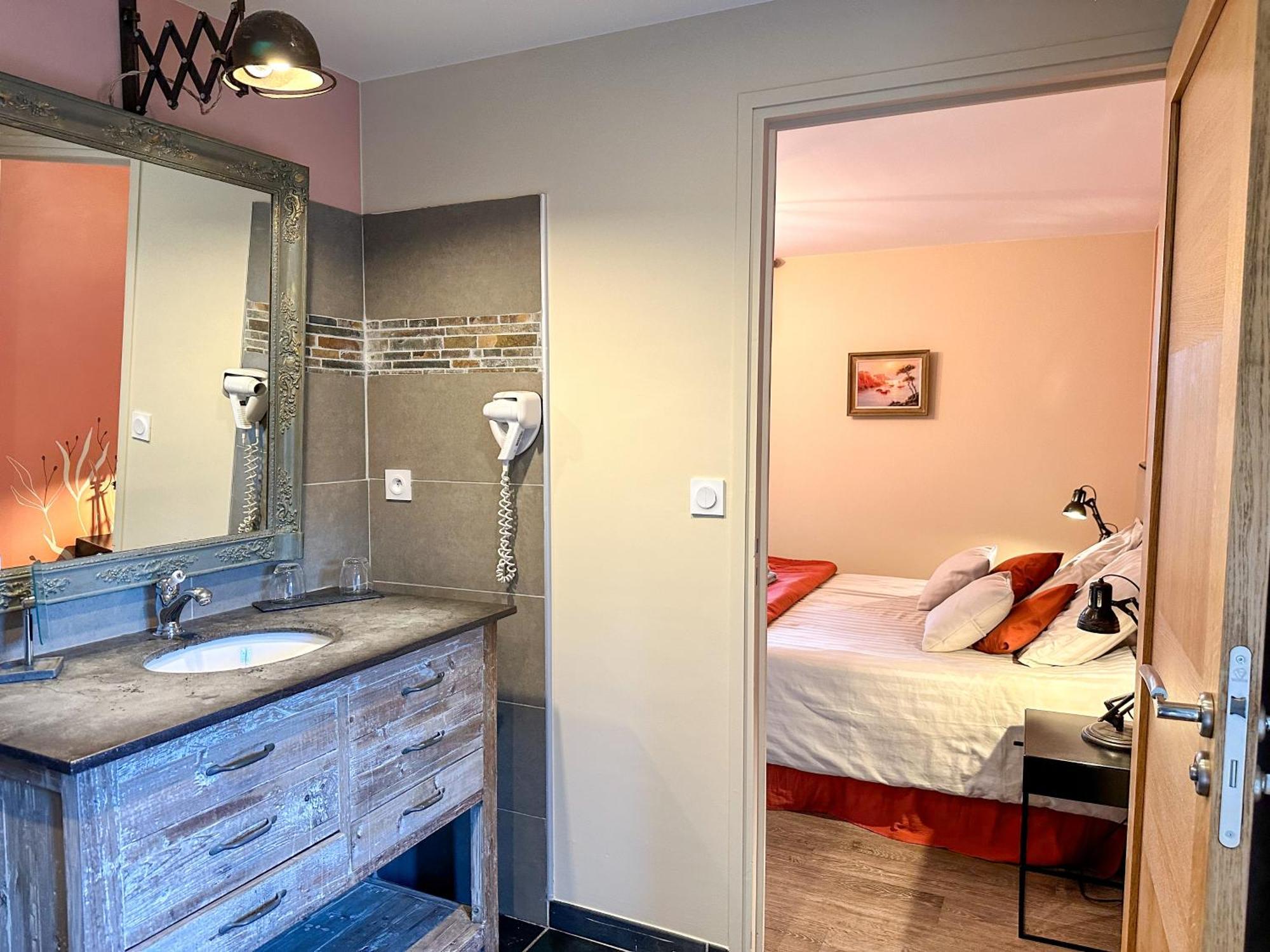 Domaine Du Grenier Bed & Breakfast Yffiniac ภายนอก รูปภาพ